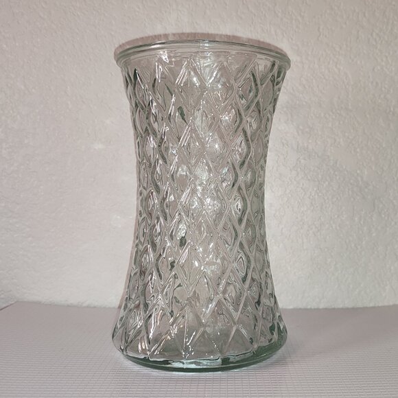 Diamond Pattern Glass Vase Vintage Elegance Classic academia boho Bohemian - Picture 1 of 4